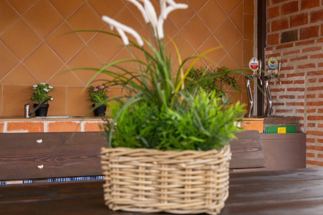 La Casa De La Abuela Mari Villa Trescasas Exteriör bild